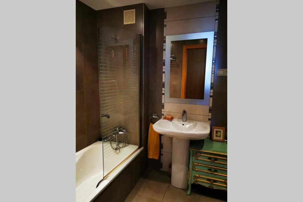 Diañu, apartamento con Piscina en Llanes Exterior foto